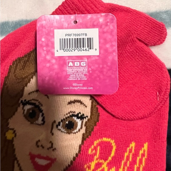 Disney Princess Belle Beanie Hat and Gloves mittens - Picture 4 of 4